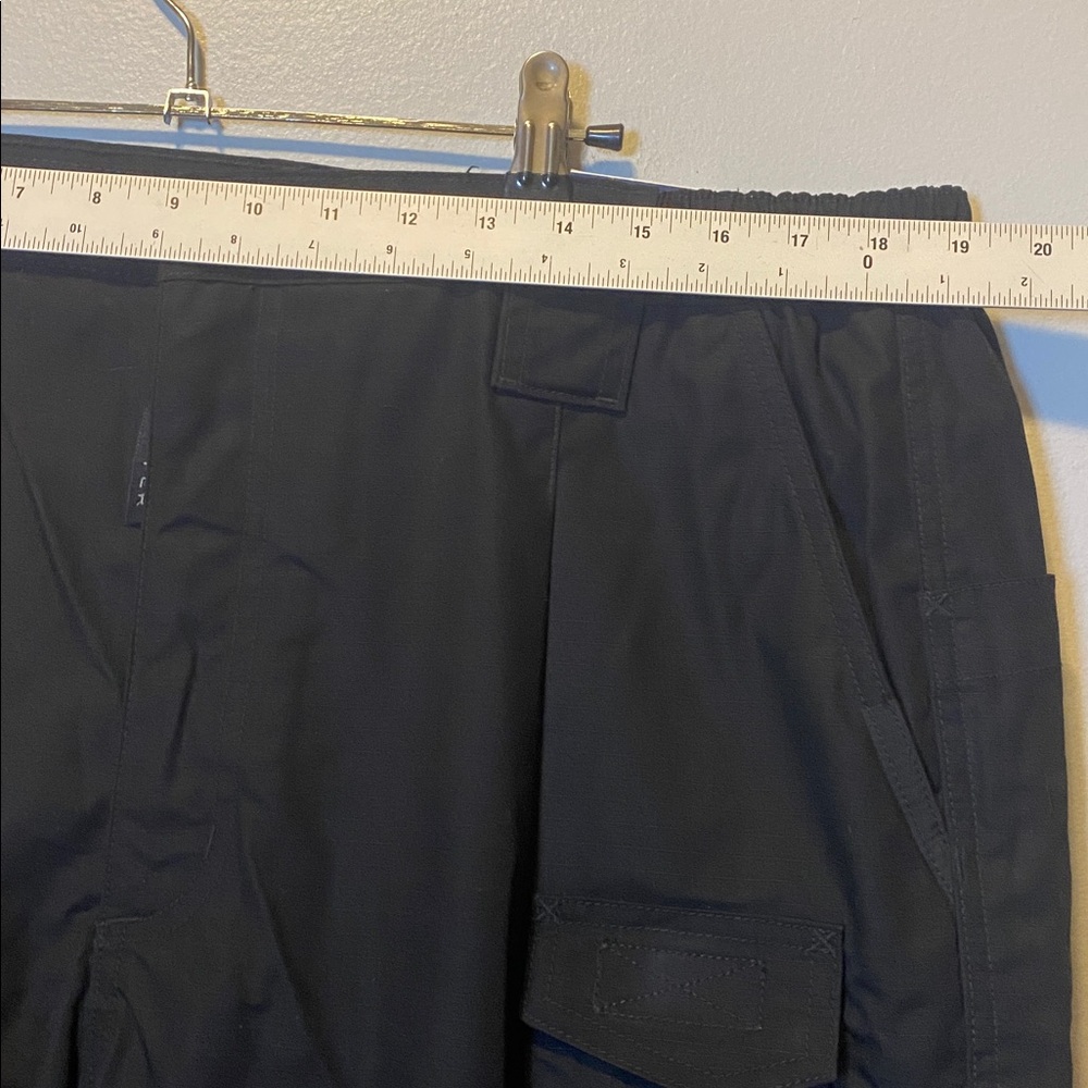 Propper Tactical Pants NWT Mens 40X32 Black Ripstop Cargo Utility Lightweight - Picture 14 of 17